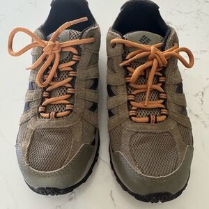 Columbia Hiking Shoe Unisex-Child Youth Redmond Size 5